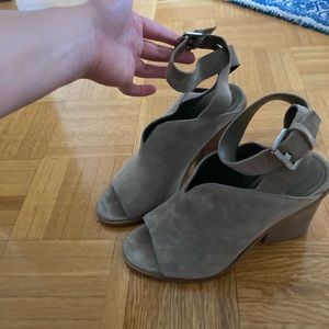 Marc Fisher Grey suede wood block heel size 8.5